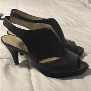 Bandolino Black Slingback Peep-Toe Heels 7.5
